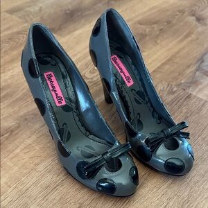 Betseyville Black and Gray Polka Dot Heels